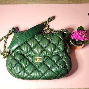 CHANEL Vintage Green Lambskin Leather Shoulder Bag